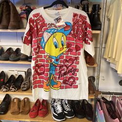 1996 Looney Tunes Tweety The Bird Woves And kisses