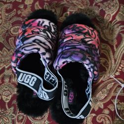 UGG Puff Yeah Pop Graffiti Womens Slipper Slides Sz 6 Shearling Lined Sandals