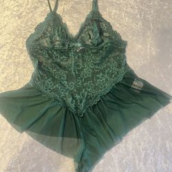 Small sleepwear 