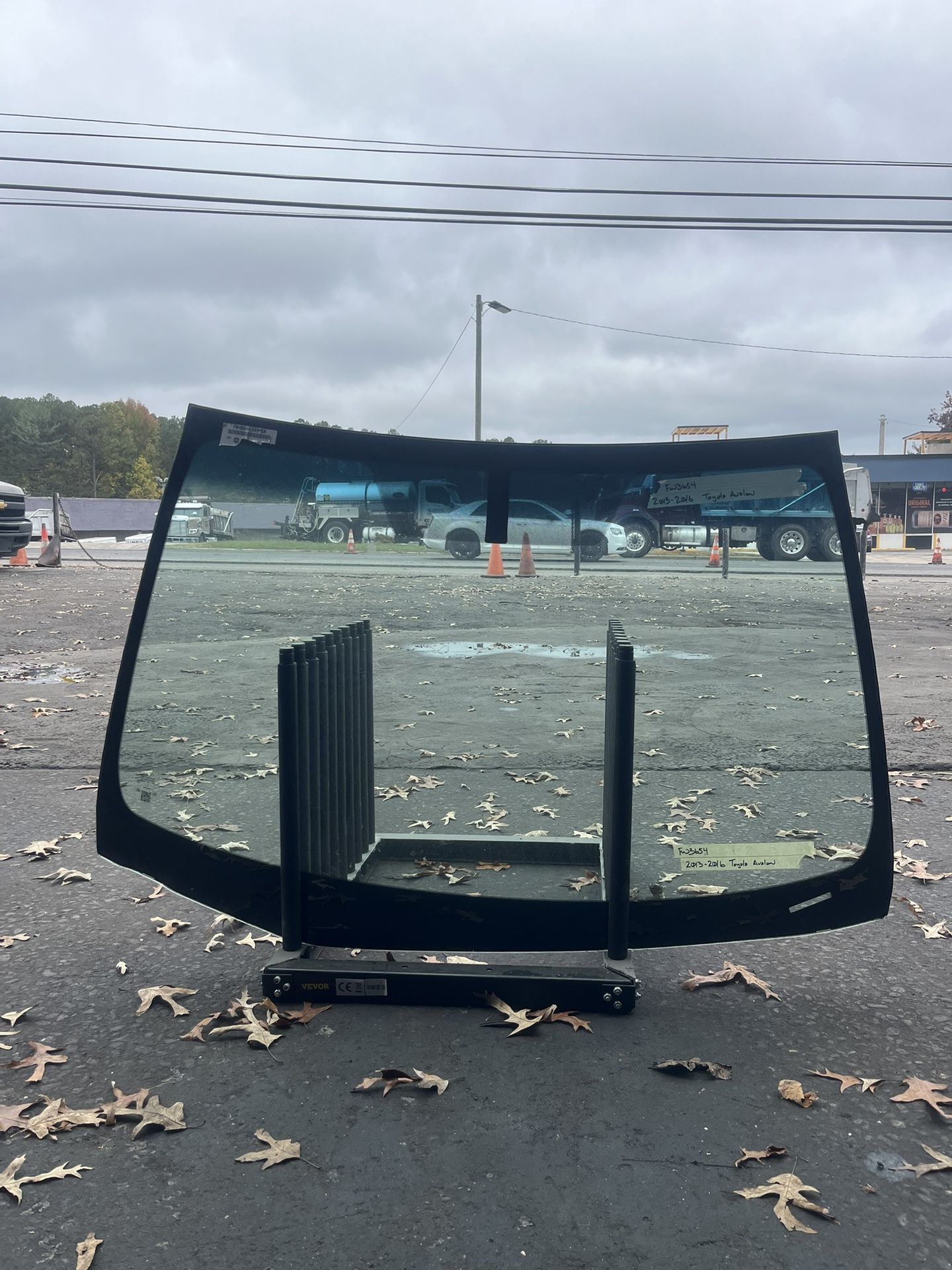 2013-2016 Toyota Avalon (New) Windshield