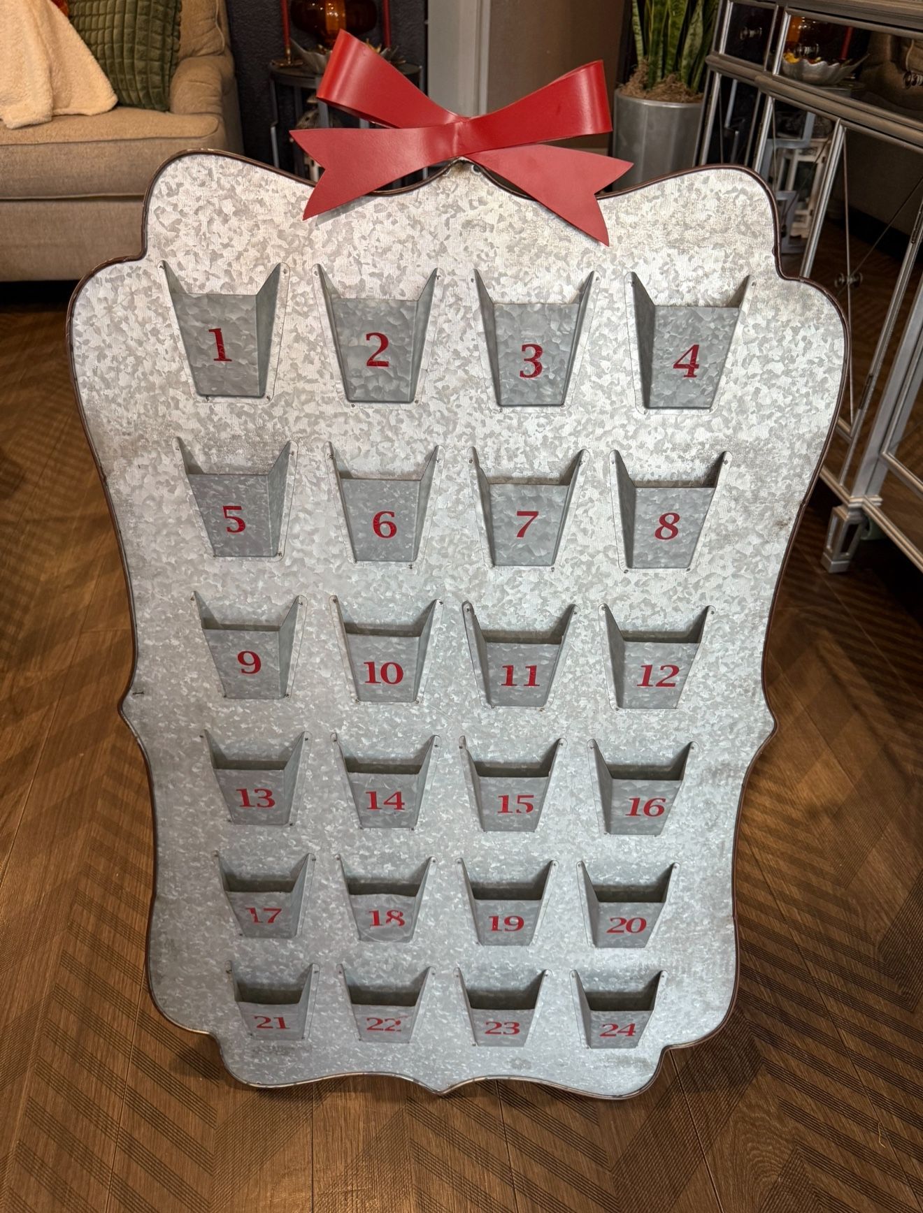 LARGE CHRISTMAS ADVENT CALENDAR CHRISTMAS COUNTDOWN STAND ALONE ADVENT CALENDAR