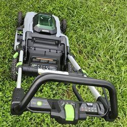 EGO CORTACESPED - EGO Power MOWER 56 Volt. Model: LM2110. 