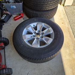 Set Tires And Rims 17"