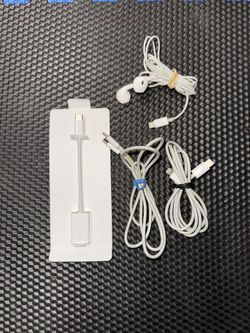 Authentic Apple Charging Cables Lightning To USB-C