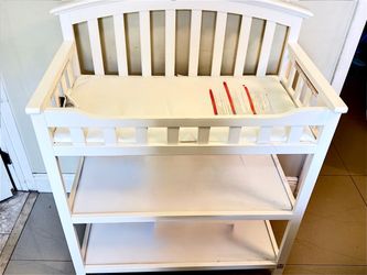 diaper changer