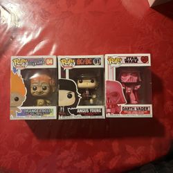 READ DESCRIPTION. Funko Pops In Box