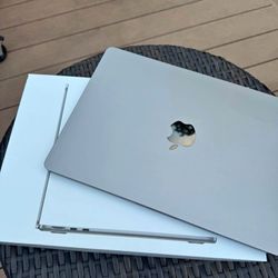 🚨🚨🚨 Apple MacBook Air 13” M2 2022