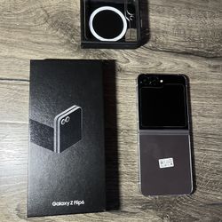 Samsung Galaxy Flip 6 