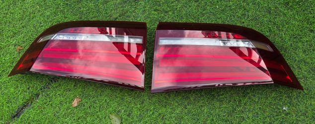 BMW X5 Trunk Taillamps set 2014 2015 2016 2017 2018 OEM