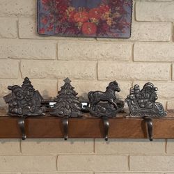 Beautiful Vintage Set Of (4) Heavy Cast Metal Christmas Stocking Holders