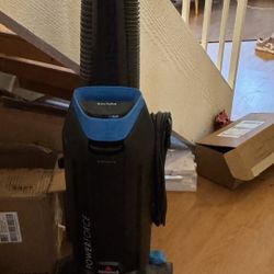 Bissell PowerForce Vacuum – $30