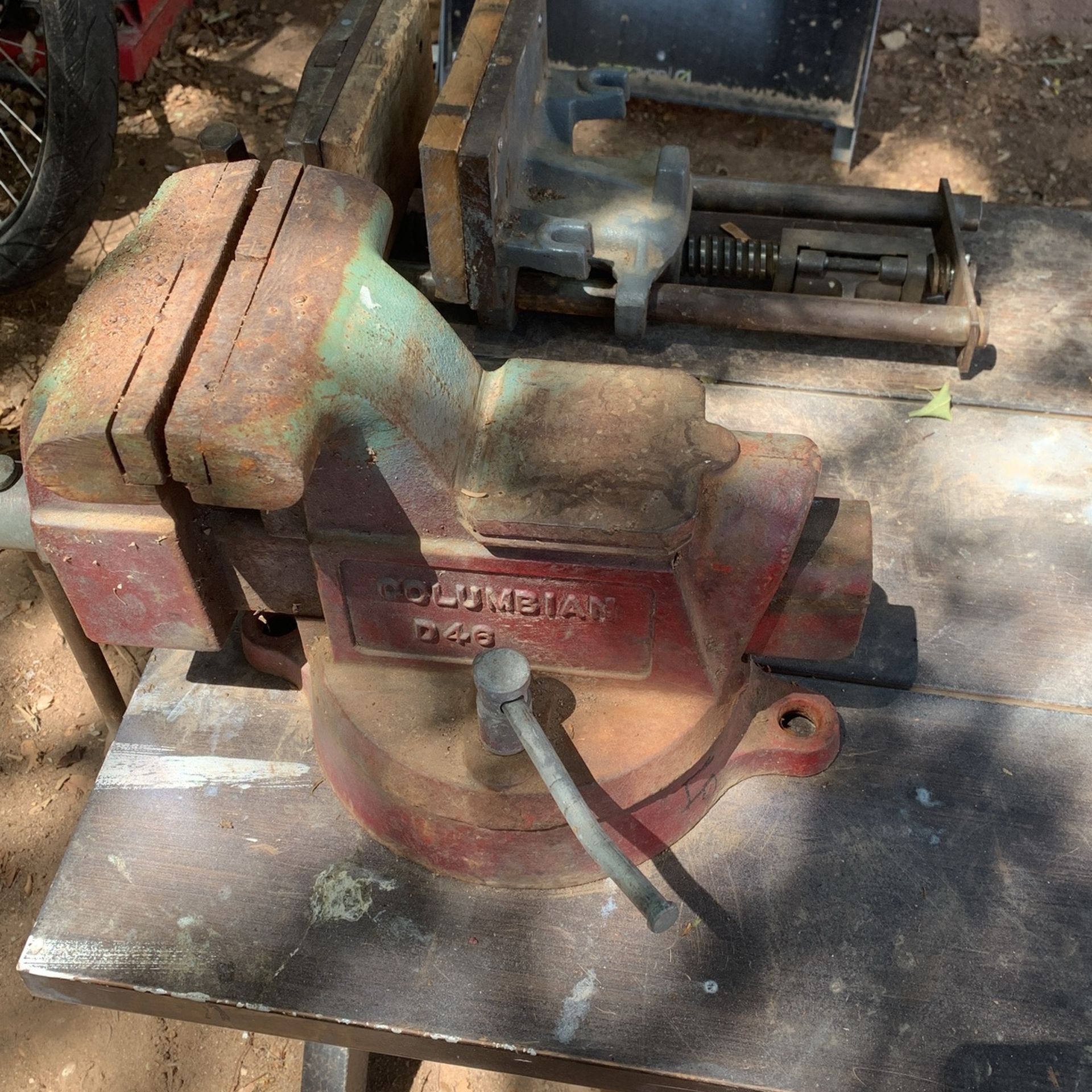 Colombian Cleveland Bench D 46 Vice