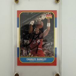 SIGNED Charles Barkley Rookie - Fleer #7 - 1986-87 - beautiful condition, in hard case