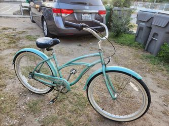 "26 Electra Hawaii 3 Speed Beach Cruiser Bike "In Good Working Condition "