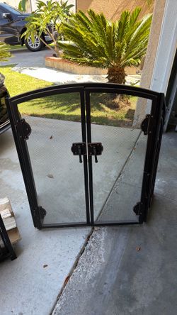 Fireplace screen