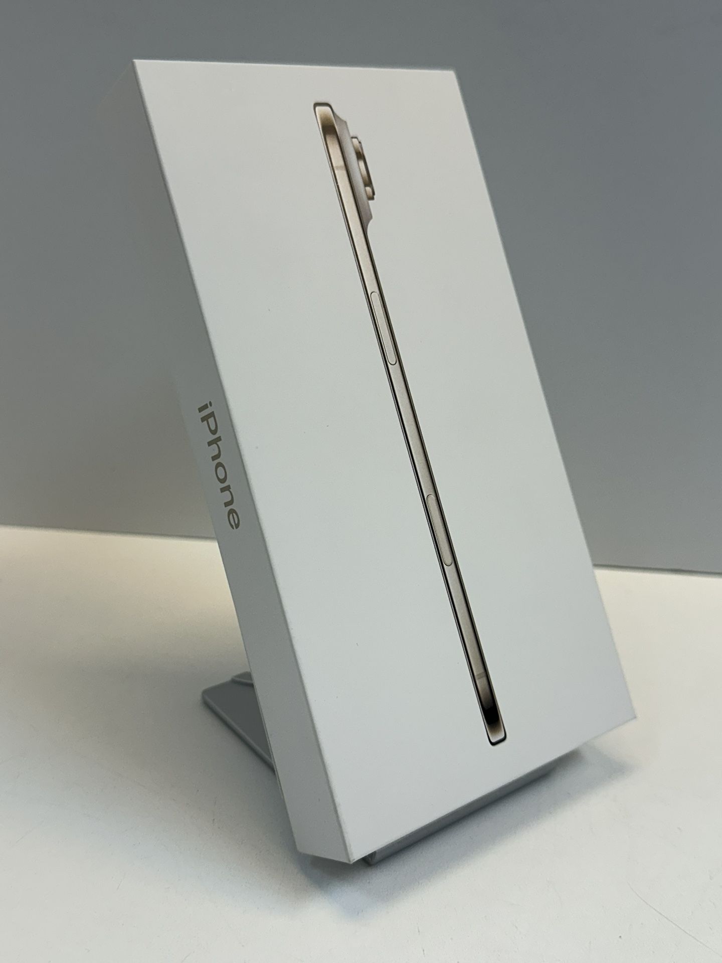 Apple iPhone 17 AIR 256gb. ( Fully Unlocked Device )