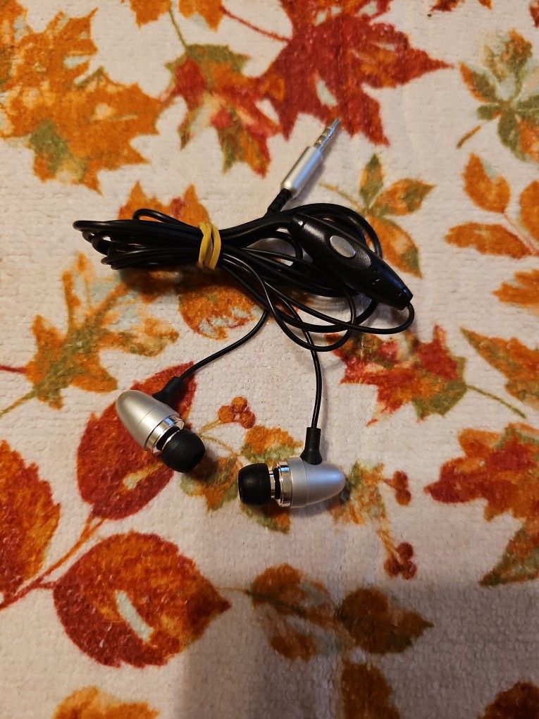 $10 OBO EMERSON EARPHONES