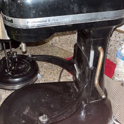 Kitchen Aid Mixer 