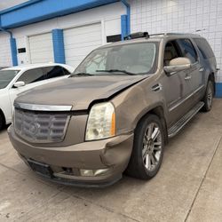 cadillac suv