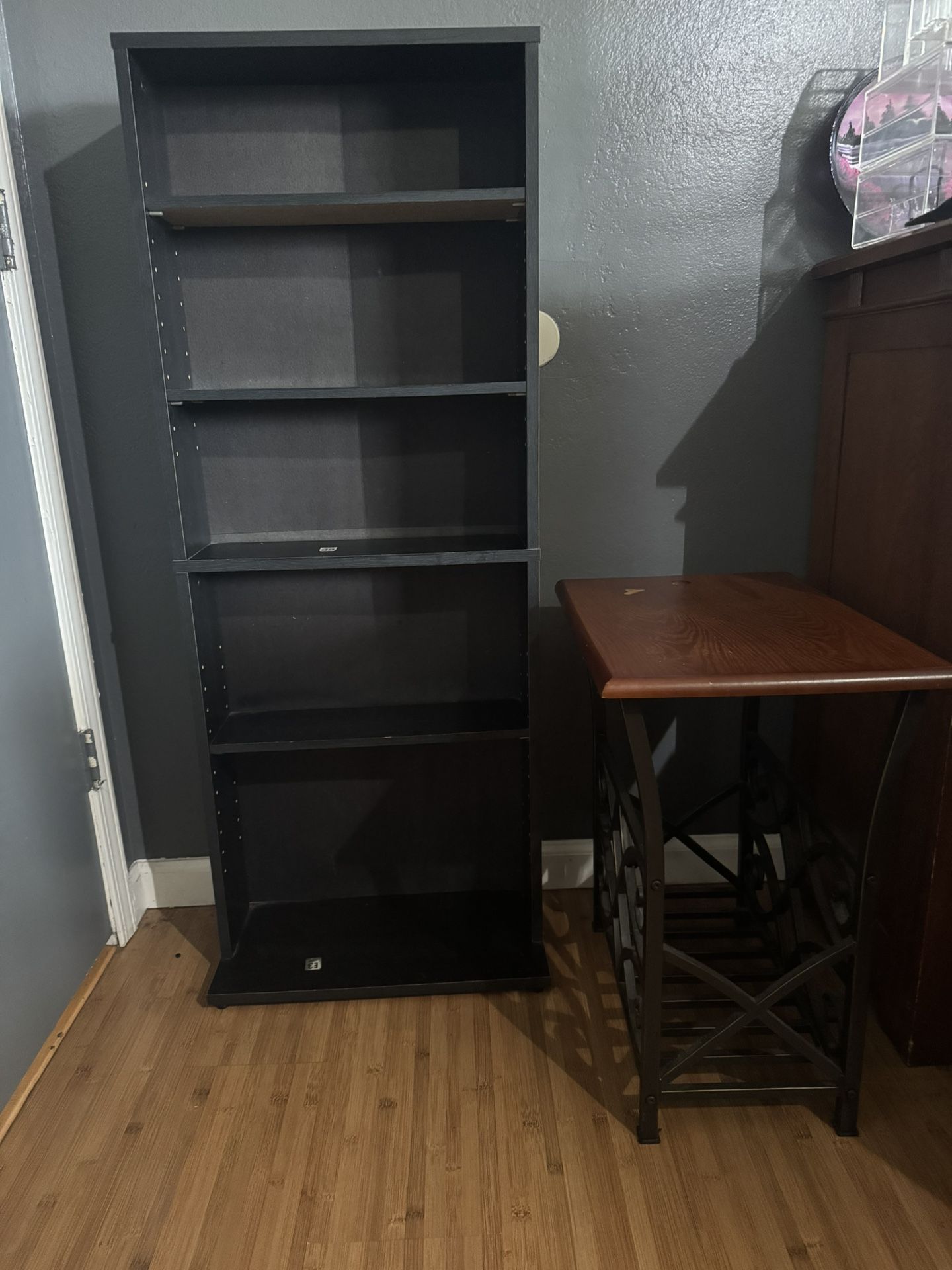 Bookcase/End Table 