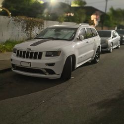 Parting out 2016 jeep grand cherokee overland Partes rims