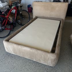 Twin Bed With Spring Box 