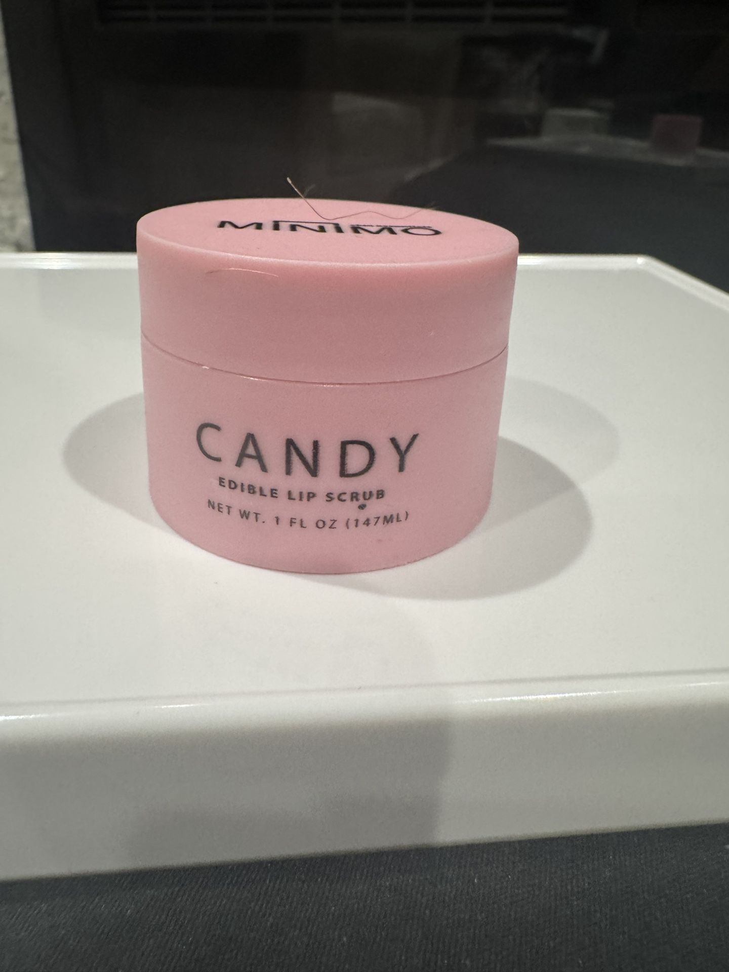 Minimo Candy Lip Exfoliator Scrub & Moisturizer - Ideal for Smokers' Lips | Removes Dead Skin from Dry, Chapped Lips | Nourishes, Softens & Hydrates -