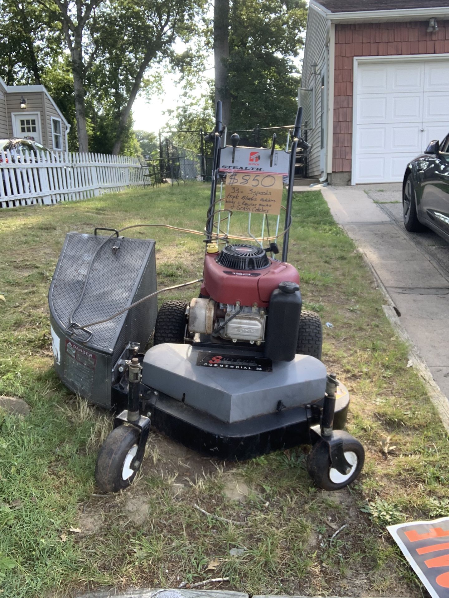 Sutech Stealth 33in Commercial Grade Mower 
