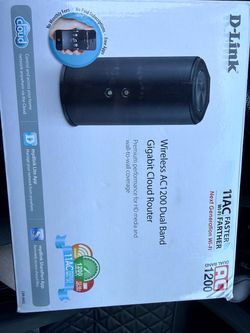 D-Link Wireless AC1200 Dual Band Gigabit Cloud Router – $60