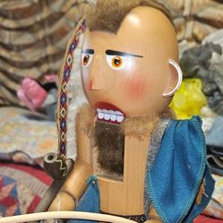 ORIGINAL STEINBACH NUT  CRACKER OF CRAZY HORSE  IN ORIGINAL BOX 