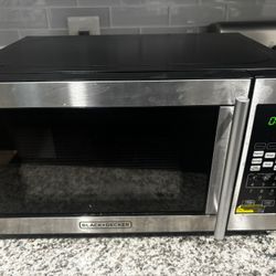 Microwave 700W black And Decker