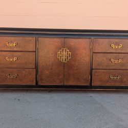 Vintage dresser
