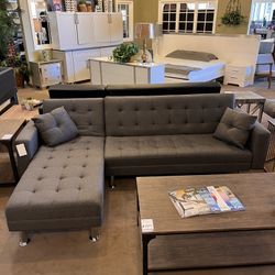 Sleeper Sectional  📣📣 📣 is 50% OFF for this week only 💥💥💥