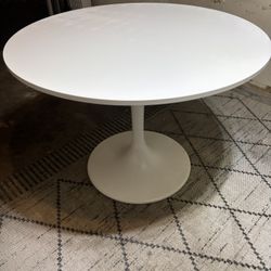 IKEA DOCKSTA Tulip Dining Table 