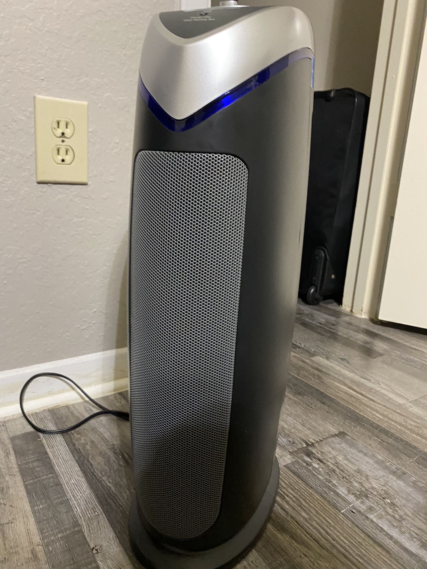 Christmas Deal!!! Air Purifier mOD Ac4825 DLK -4 In 1