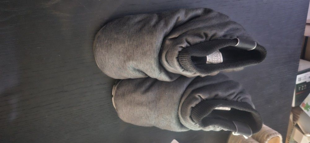 Ugg Size 7 Slip On Fluffy Boots