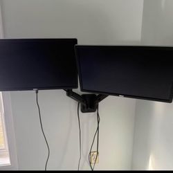 2 Dell Monitors with Wall Mount