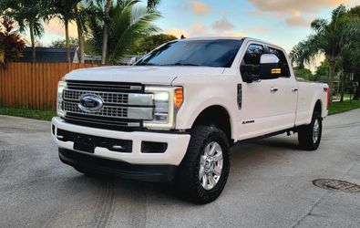 2019 Ford F350 Super Duty Crew Cab