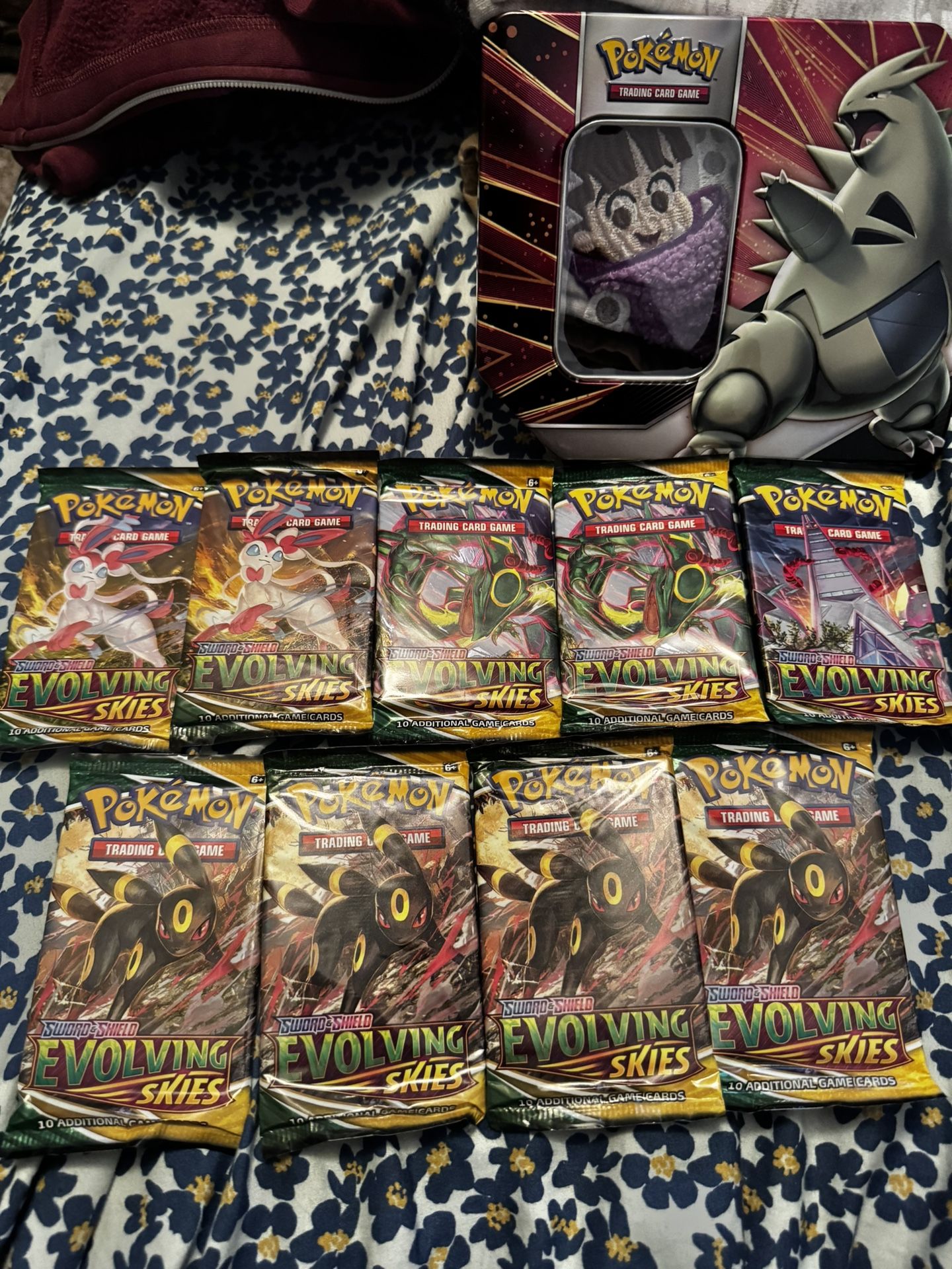 Pokemon Cards Evolving Skies Singles