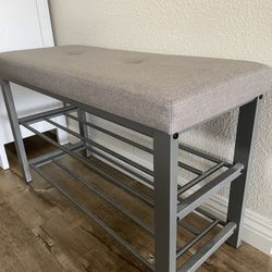 Entryway bench