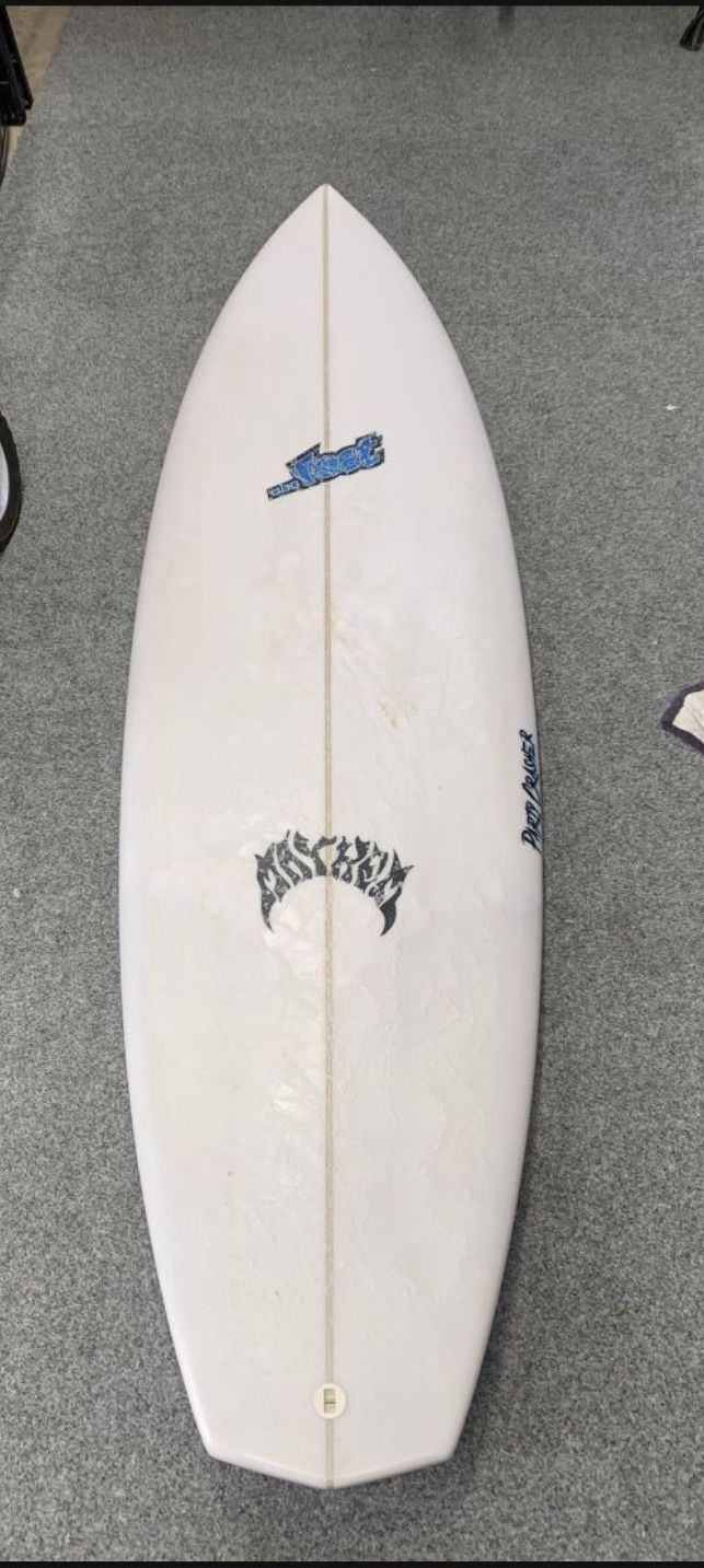 Lost Party Crasher 6’ With Medium Quad Performer Fins
