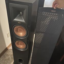 2 Klipsch Speakers 