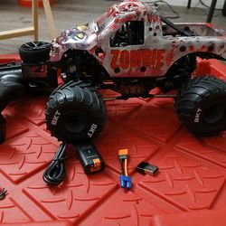 Team losi mini lmt monsterjam zombie 1/18