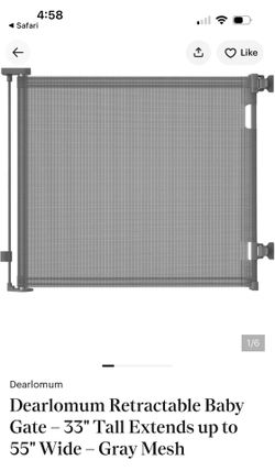Like New Dearlomum White Retractable Safety Gate
