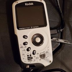 Vintage Kodak Playsport Zx3 HD Waterproof Pocket Video Camera