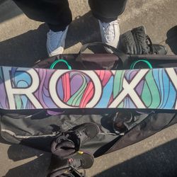 Roxy Snowboard And Boots And Bindings