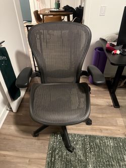Hermon Miller size C
