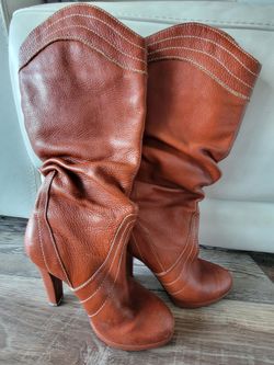 High heal Boots