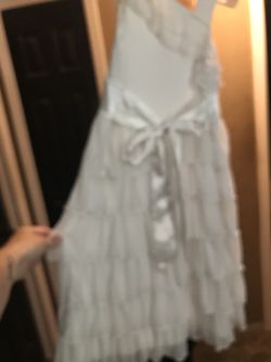 Pretty White Shoulder Strap Dress