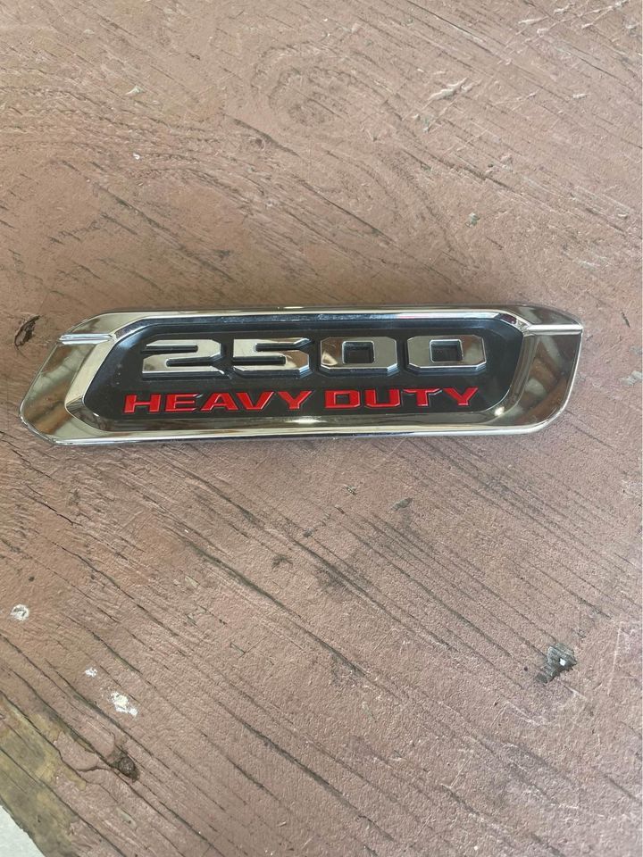 2019-2023 DODGE RAM 2500 HEAVY DUTY CHROME RED & BLACK HOOD EMBLEM